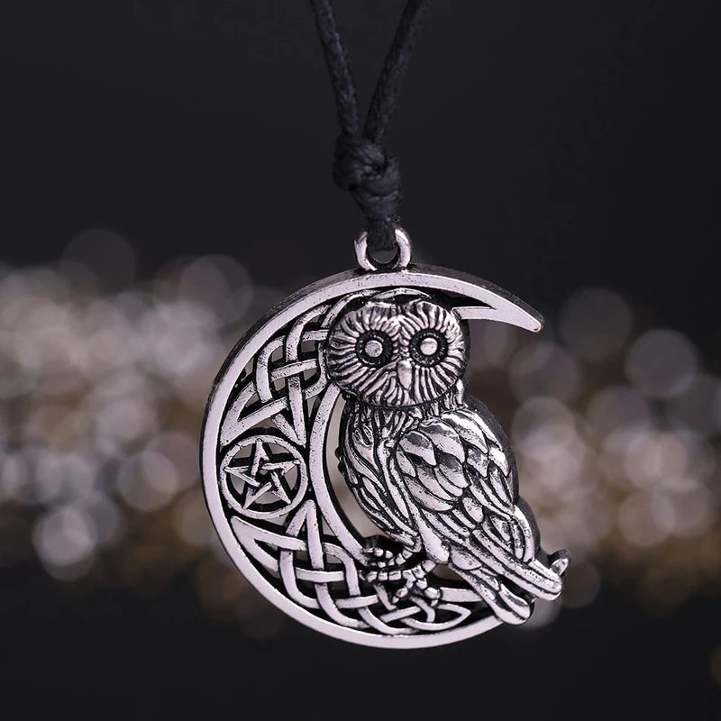Owl pendant necklace