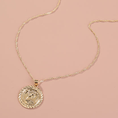Round Coin Pendant Necklace Portrait Pendant Exquisite Necklace