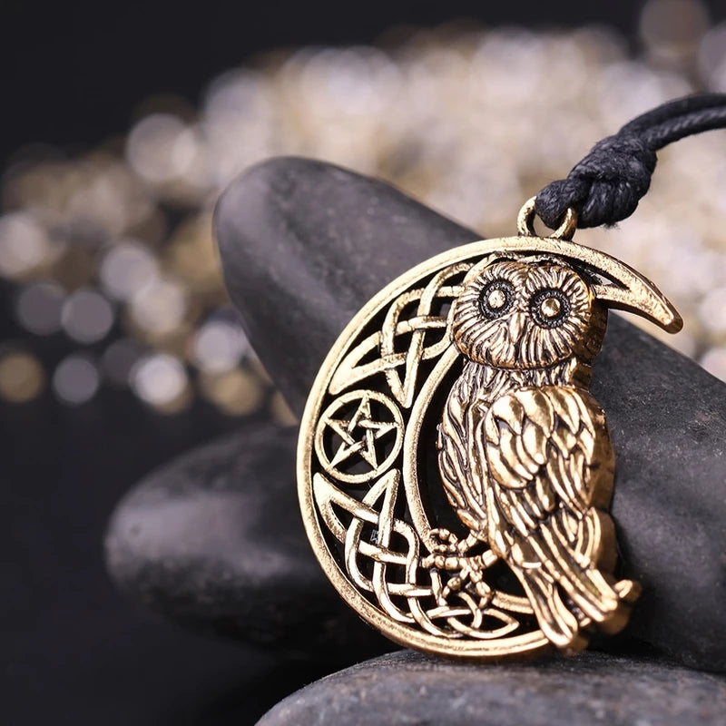 Owl pendant necklace