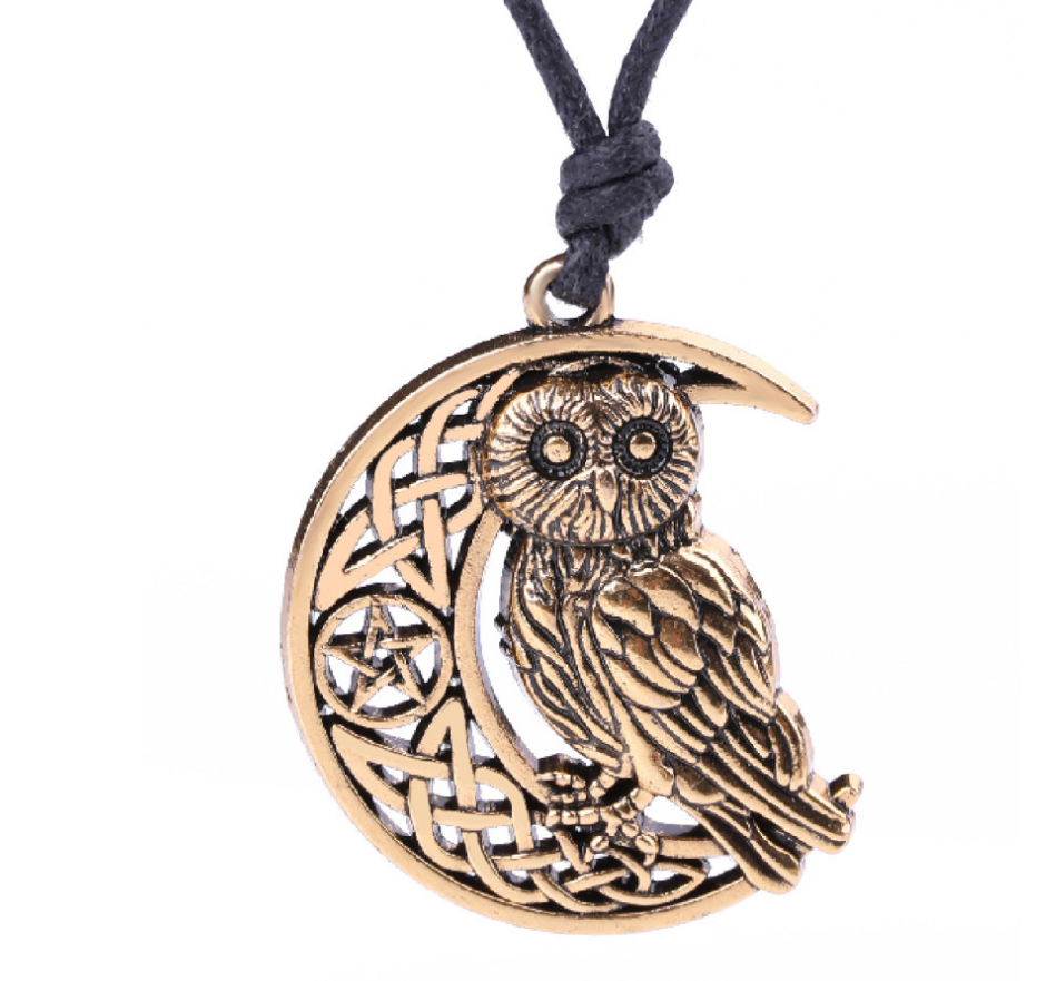Owl pendant necklace