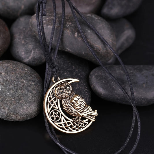 Owl pendant necklace